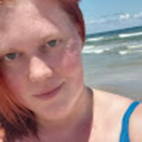 Meet your Posher, Michelle - Picture 1 of 1